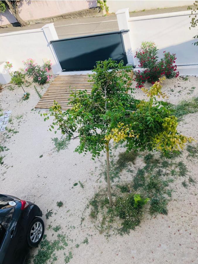 Proche Avignon Au Calme Apartment Les Angles  Exterior photo